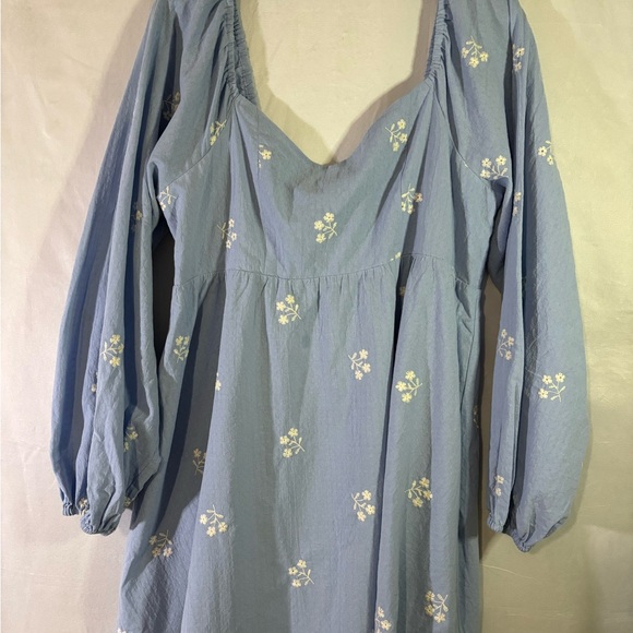 ARULA Dresses & Skirts - ARULA Light Blue Smocked Dress